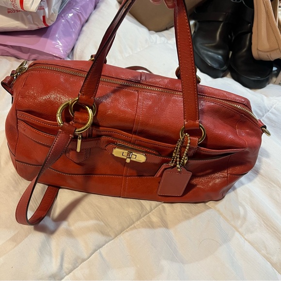Coach LEATHER SATCHEL. Red . COLOR. - Picture 4 of 7